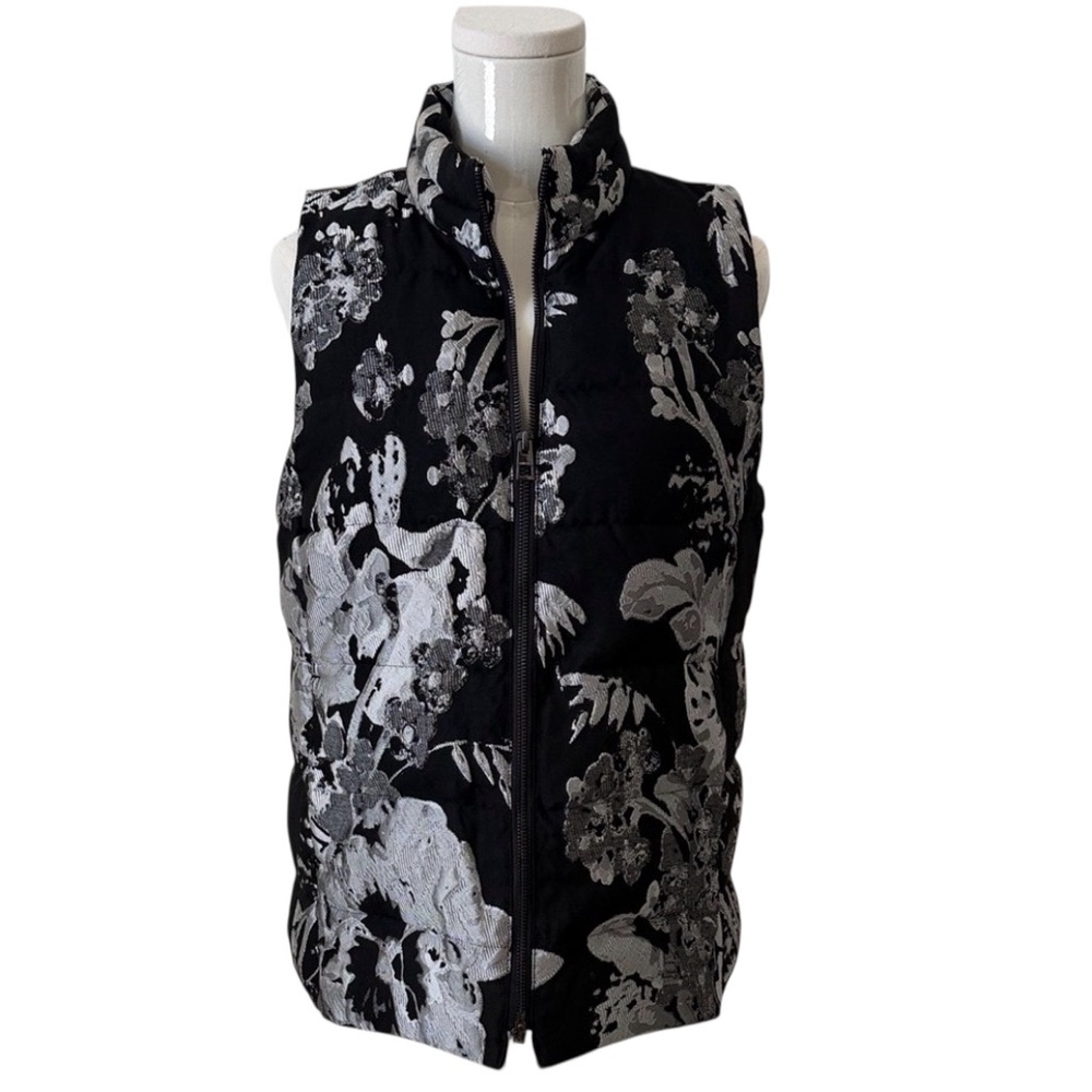 Chico’s Jacquard Floral Black and Silver Women's Puffer Vest Size S